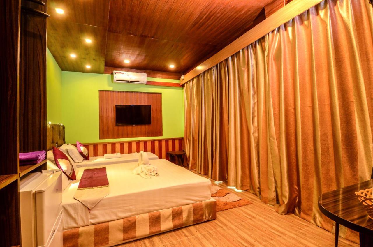 Summer 3* Maafushi
